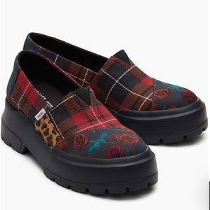 TOMS Size 7 Comlow Platform Loader Patchwork Plaid BRAND NEW.
